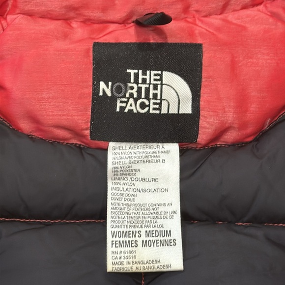 The North Face Arc 600 Down Jacket Red Black Shiny Puffer Jacket Medium - Picture 4 of 10